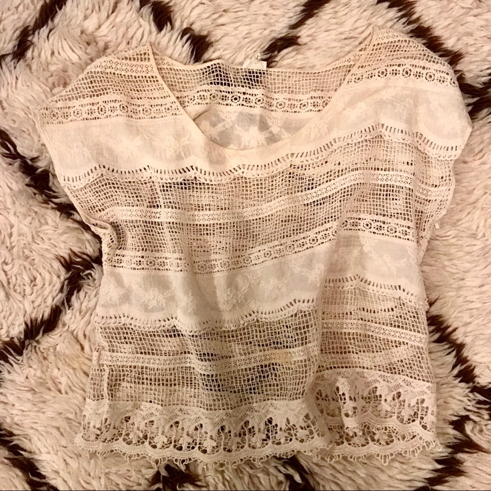 Kirra lace one-shoulder top, size s